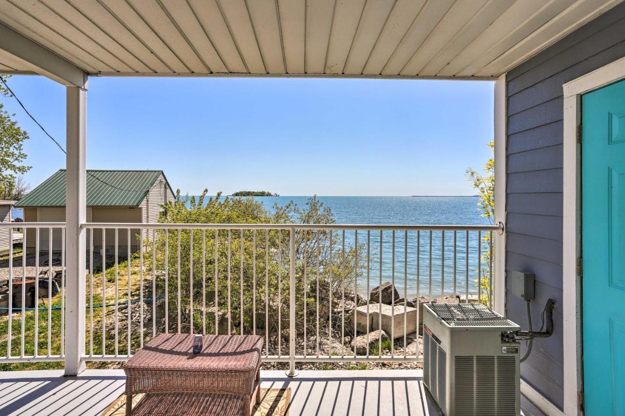 Waterfront Bass Island Retreat With Balcony And Tv Διαμέρισμα Put-in-Bay Εξωτερικό φωτογραφία
